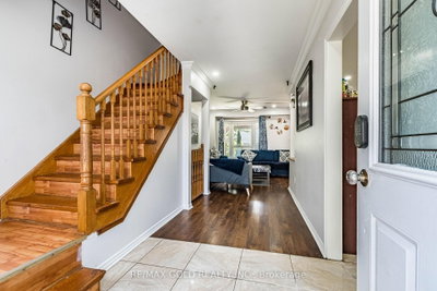 10 Elmstead Court • Brampton, ON photo 5