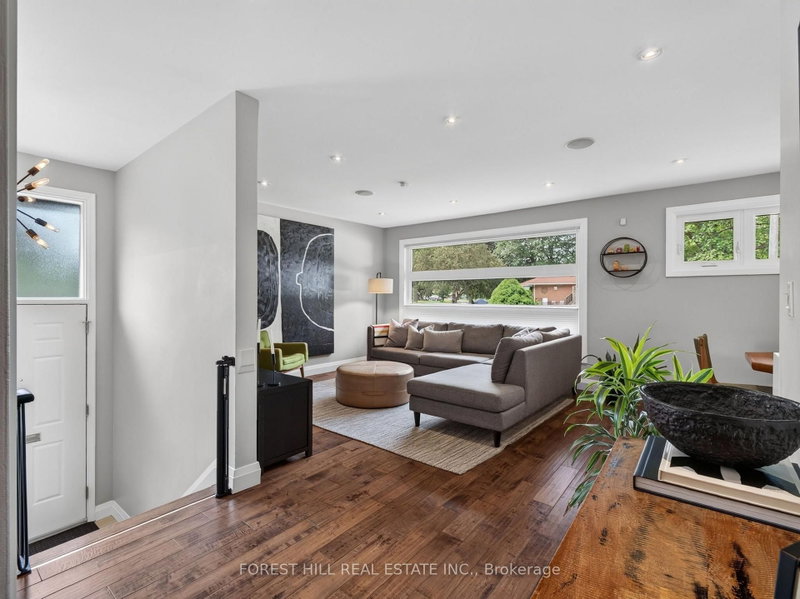 34 Mitre Place