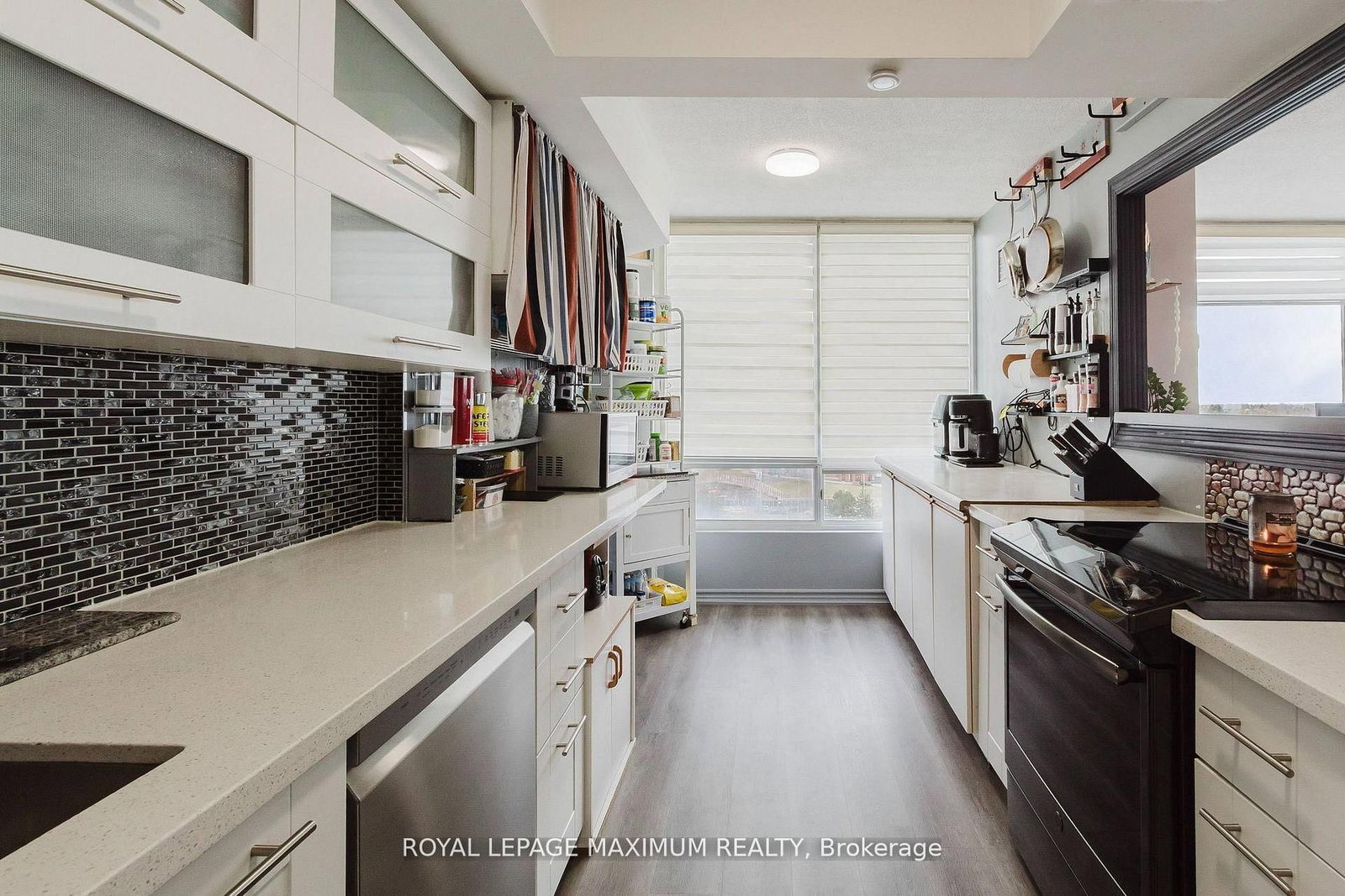 26 Hanover Road • #1101 • Brampton, ON photo 3