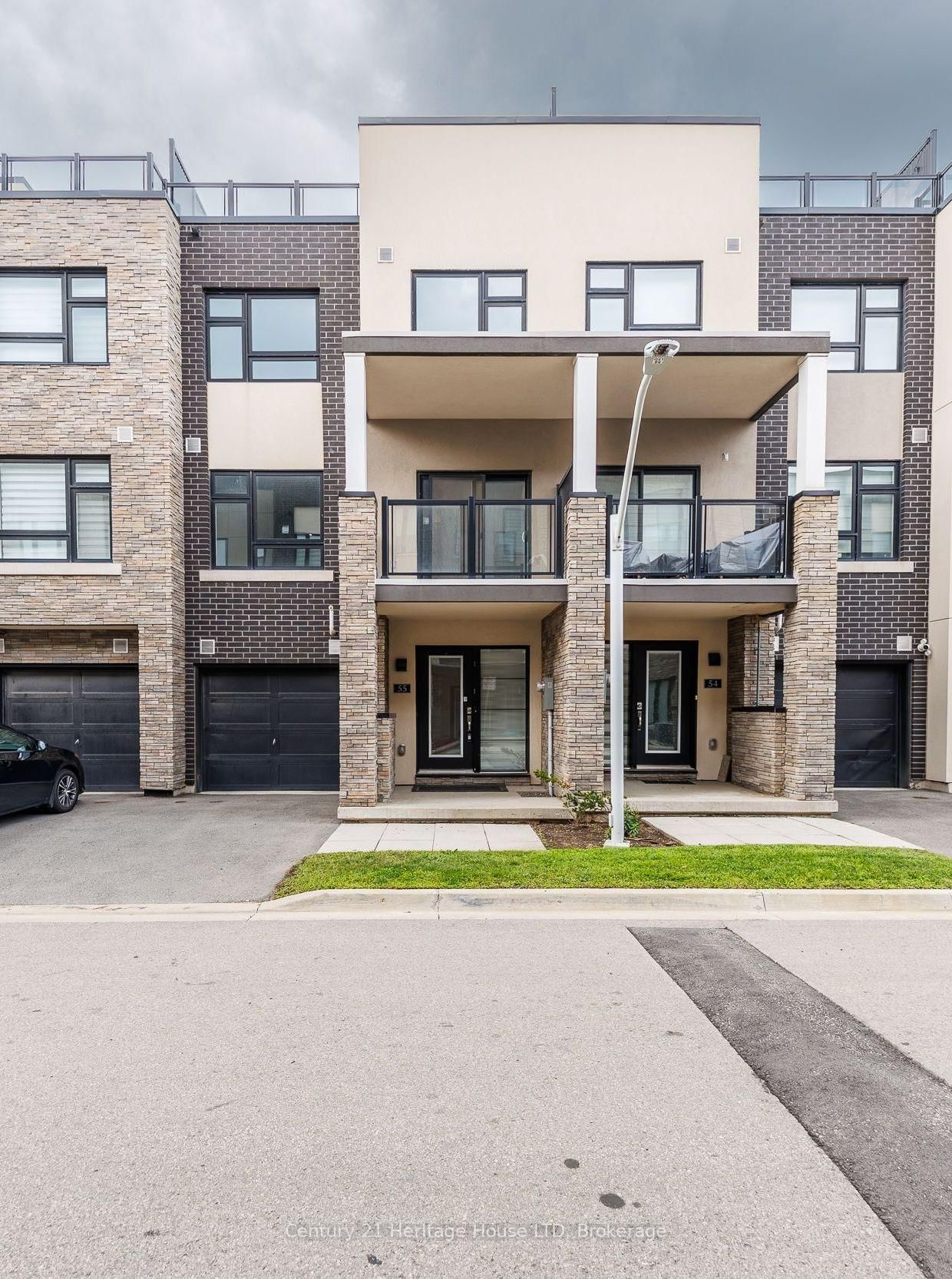 1121 Cooke Boulevard • #55 • Burlington, ON photo 1