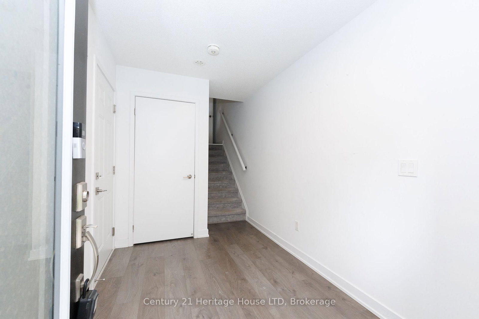 1121 Cooke Boulevard • #55 • Burlington, ON photo 2