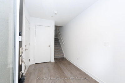 1121 Cooke Boulevard • #55 • Burlington, ON photo 2