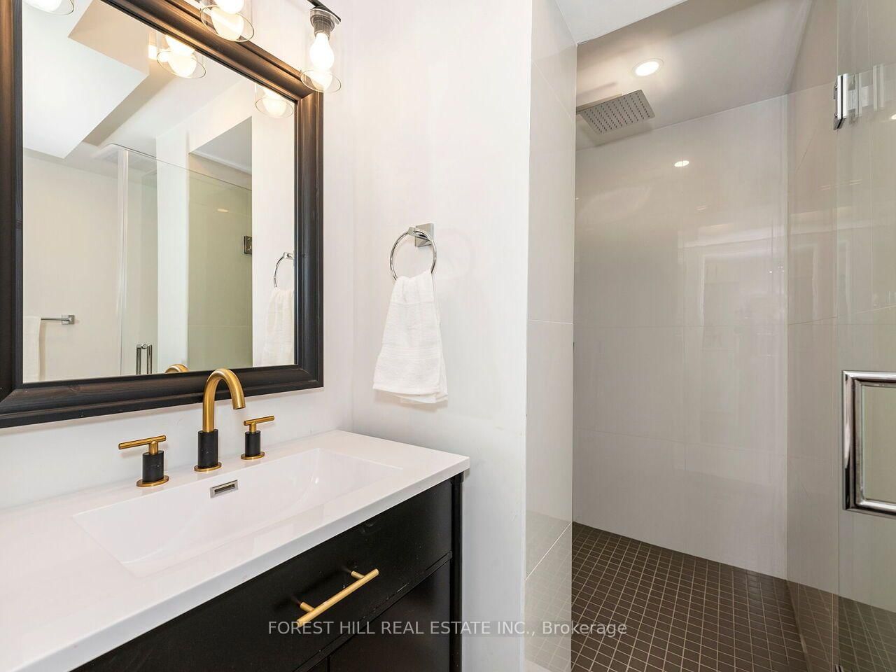 3582 Gallager Drive • Mississauga, ON photo 30