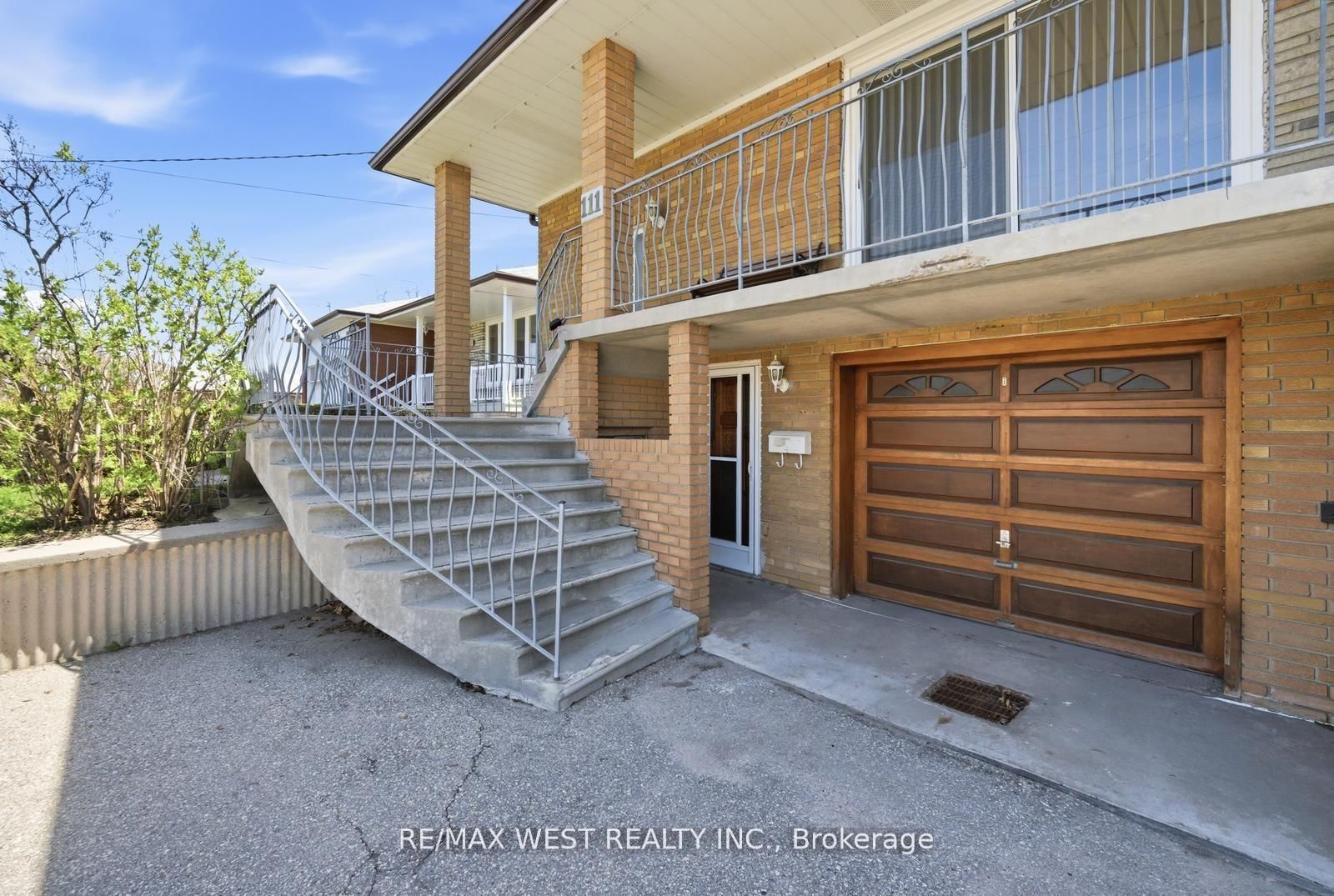 111 Shoreham Drive • Toronto, ON photo 28
