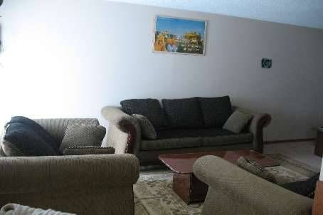 57 Mallard Cres, Brampton, L6S2T7 | Image 3