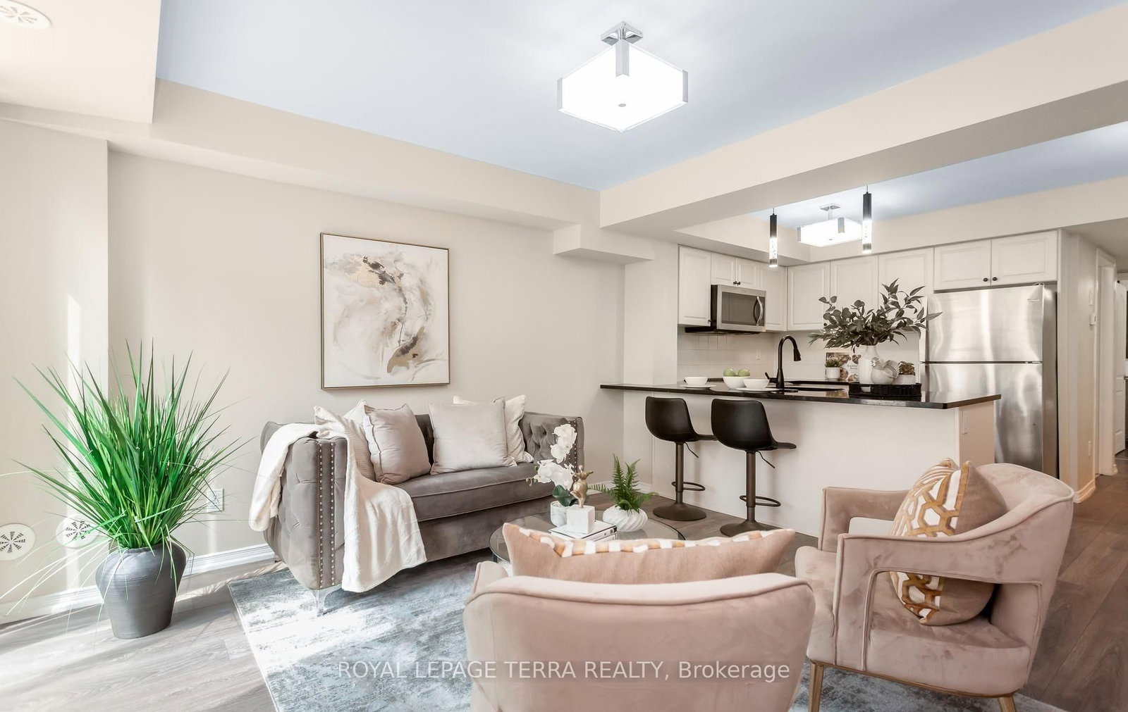 3 Applewood Lane, Unit 101 - Photo 9