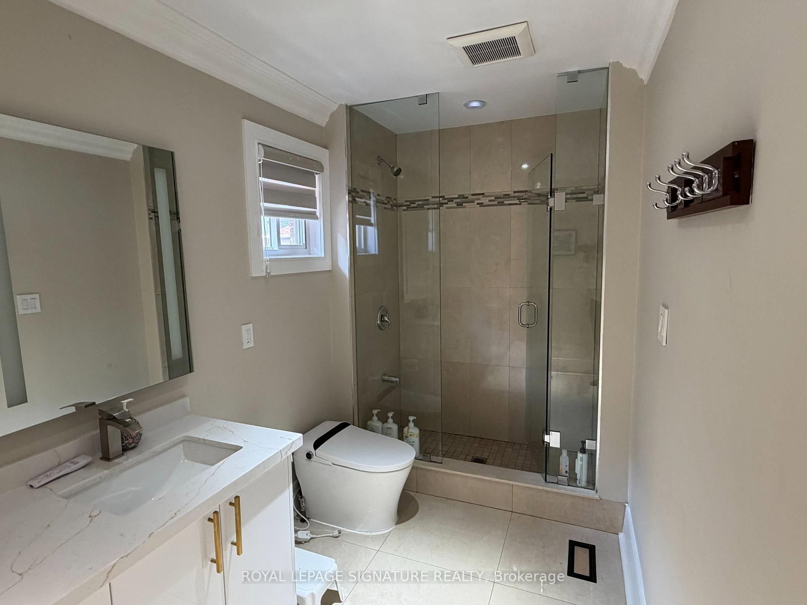 12 Ferncroft Brampton,ON L7A 2Z6 — Photo 17