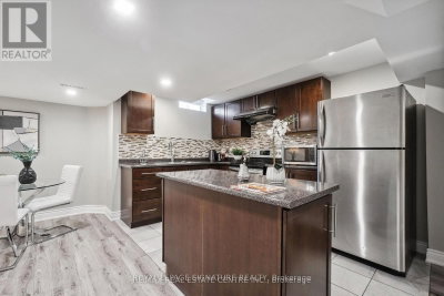 12 Ferncroft Brampton,ON L7A 2Z6 — Photo 32