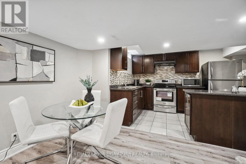12 Ferncroft Brampton,ON L7A 2Z6 — Photo 47