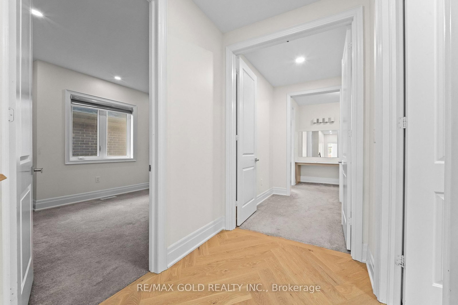 1199 QUEENS PLATE Road E • Oakville, ON photo 35