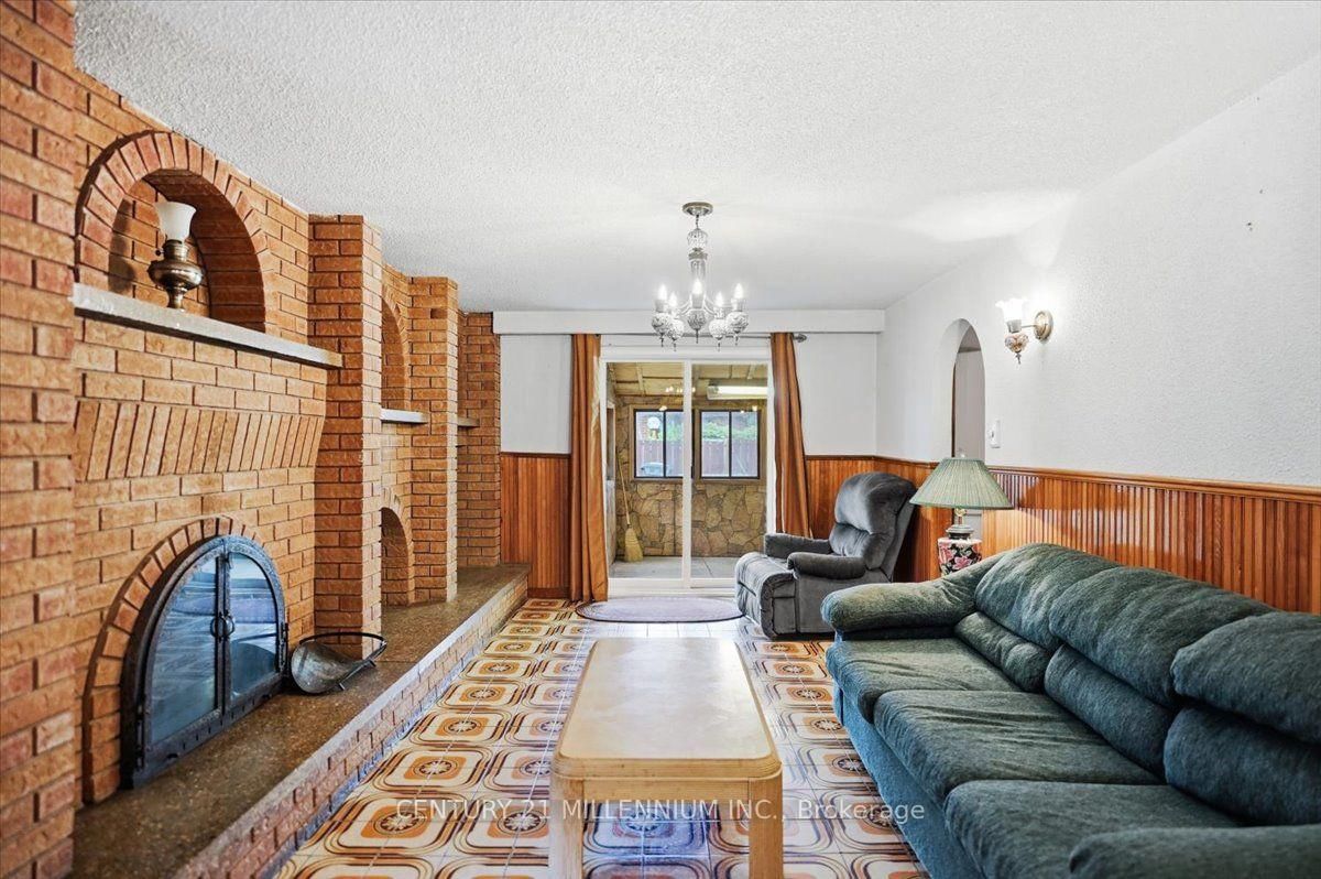 Listing Image 14