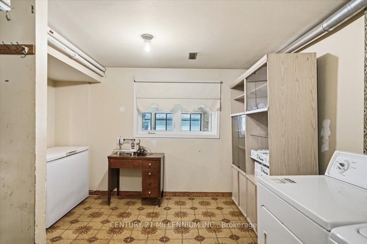 Listing Image 20