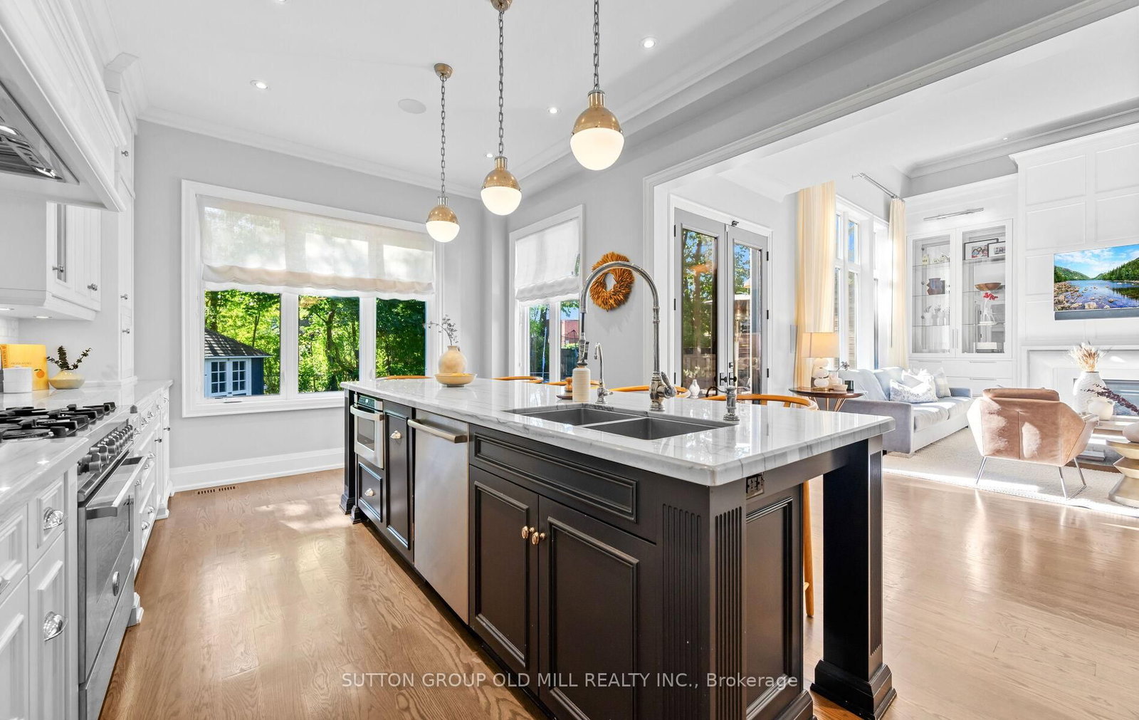 8 Cumberland Drive • Mississauga, ON photo 20