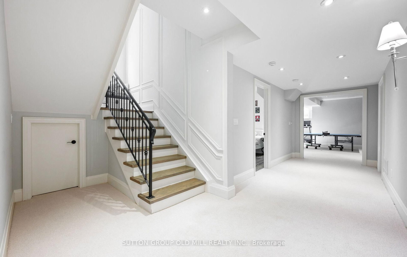 8 Cumberland Drive • Mississauga, ON photo 42