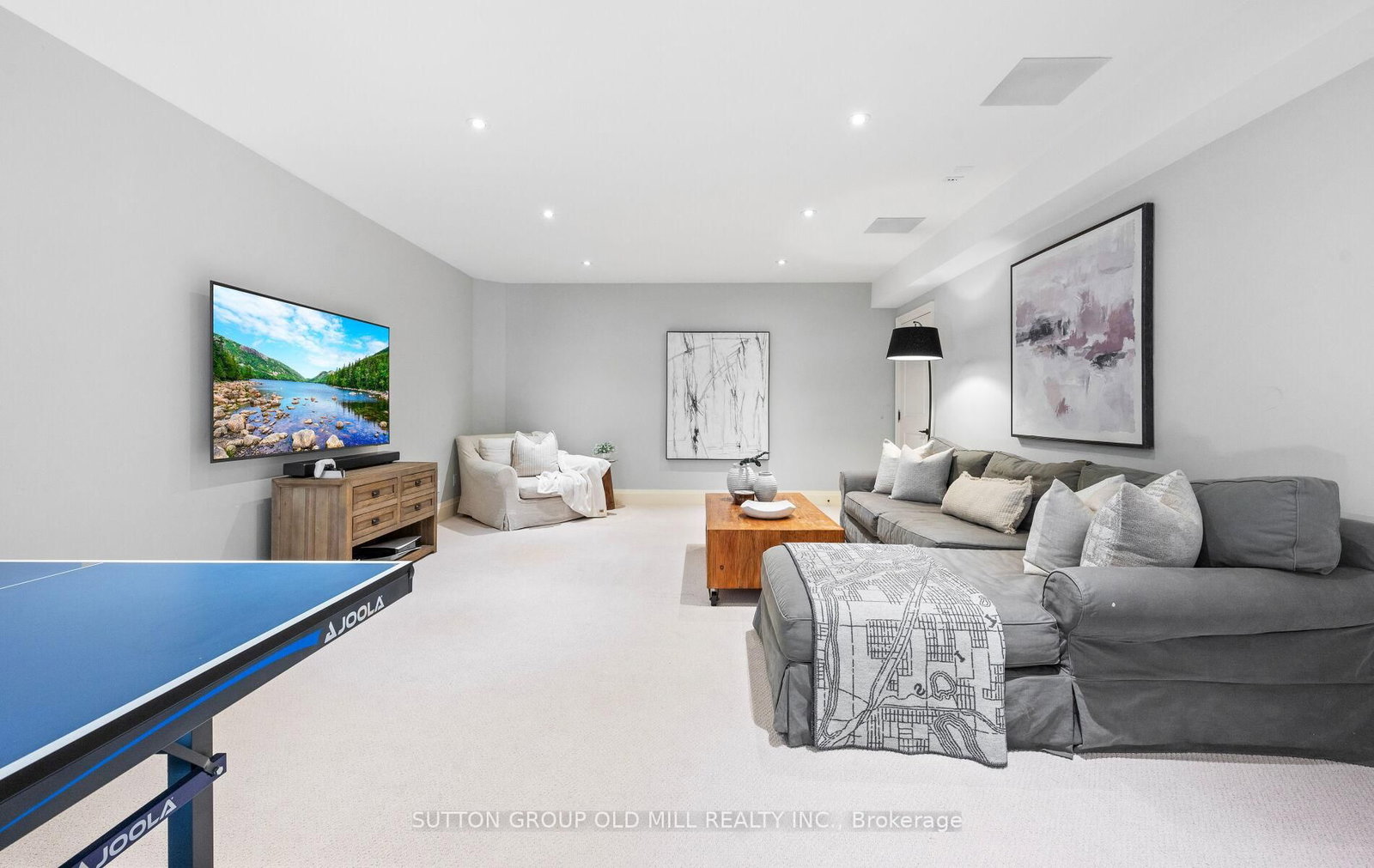 8 Cumberland Drive • Mississauga, ON photo 44