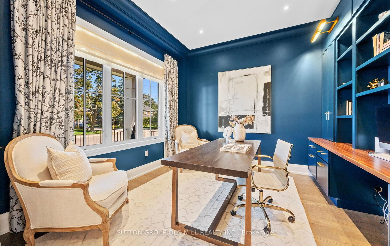 8 Cumberland Drive • Mississauga, ON photo 6