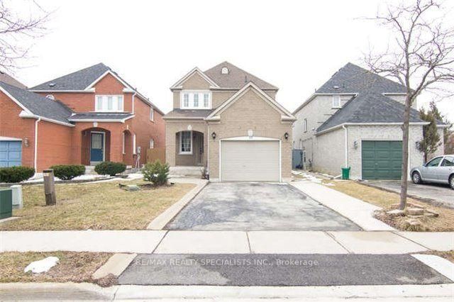 MAIN & 2ND - 10 Treepark Street