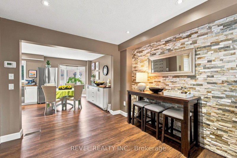 2 Sir Lou Brampton,ON L6Y 5A8 — Photo 11