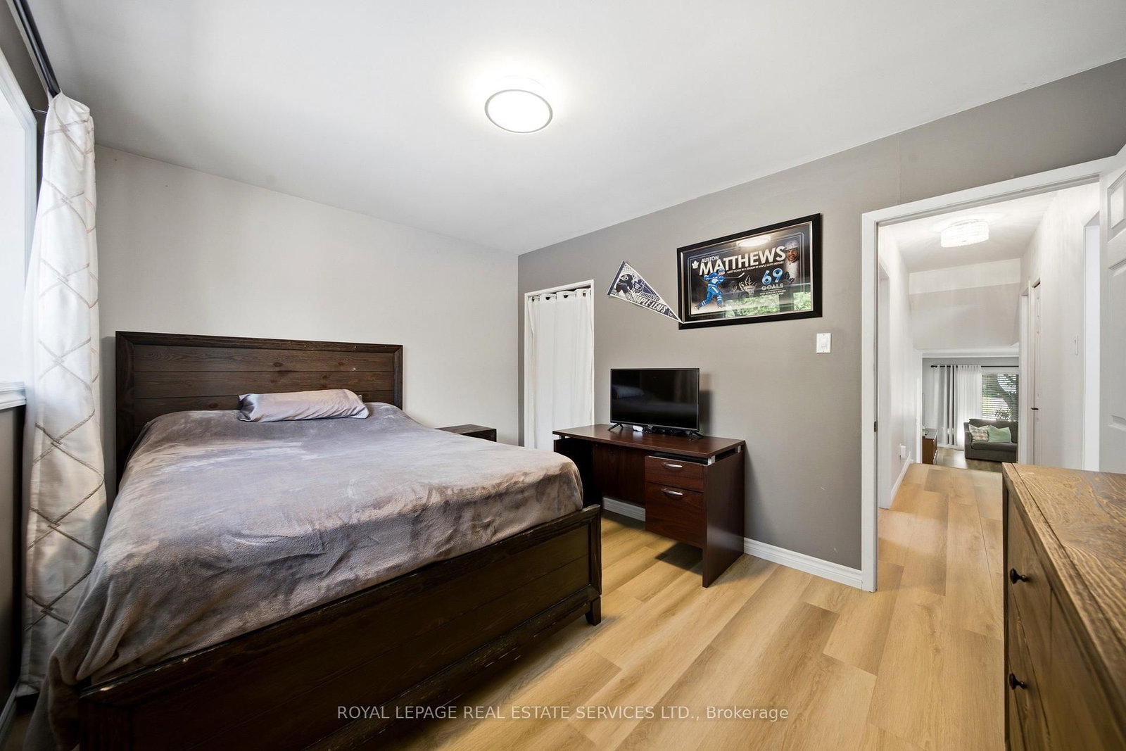 127 Redgrave Drive • Toronto, ON photo 21