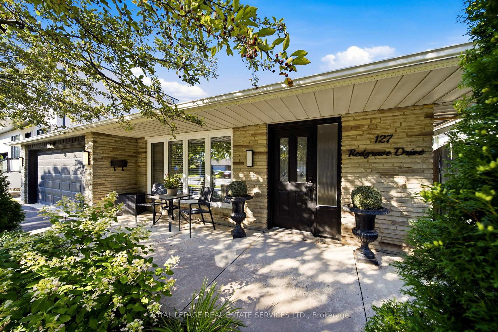 127 Redgrave Drive • Toronto, ON photo 3