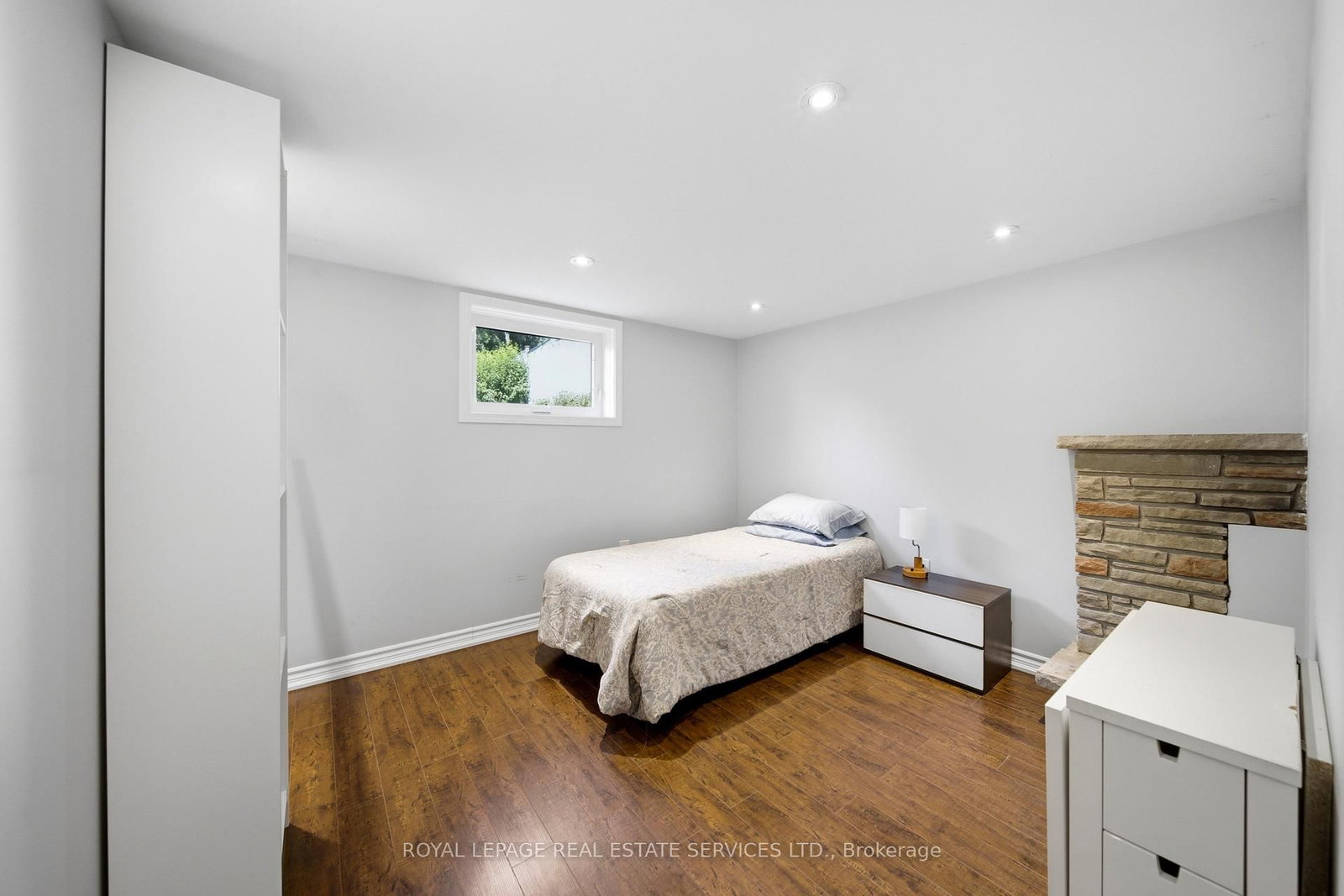 127 Redgrave Drive • Toronto, ON photo 31