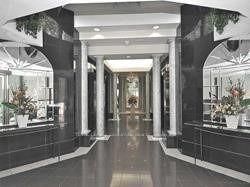 201 - 45 Kingsbridge Garden Circle