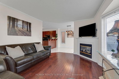 7419 Black Walnut Mississauga,ON L5N 8A4 — Photo 15