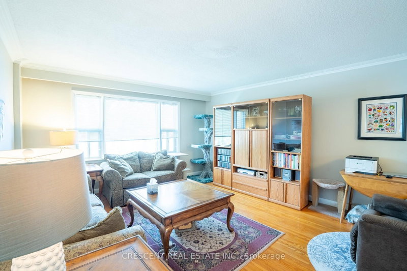 UPPER - 35 Laburnham Avenue