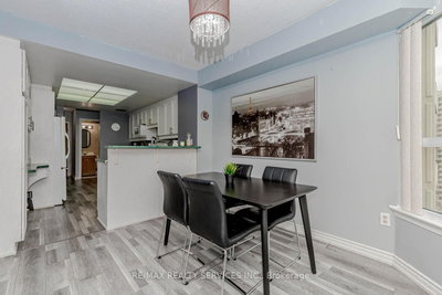 8 Lisa Brampton,ON L6T 4S6 — Photo 23