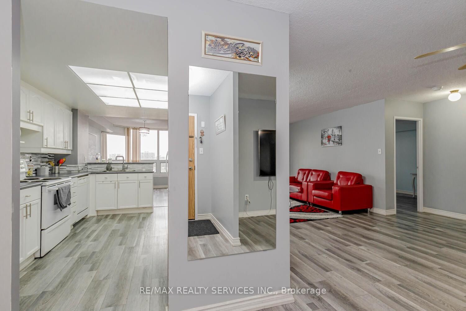 8 Lisa Brampton,ON L6T 4S6 — Photo 29