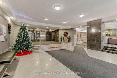 8 Lisa Brampton,ON L6T 4S6 — Photo 38