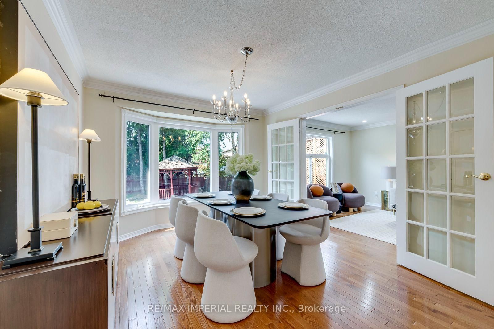 4303 Mayflower Drive • Mississauga, ON photo 11