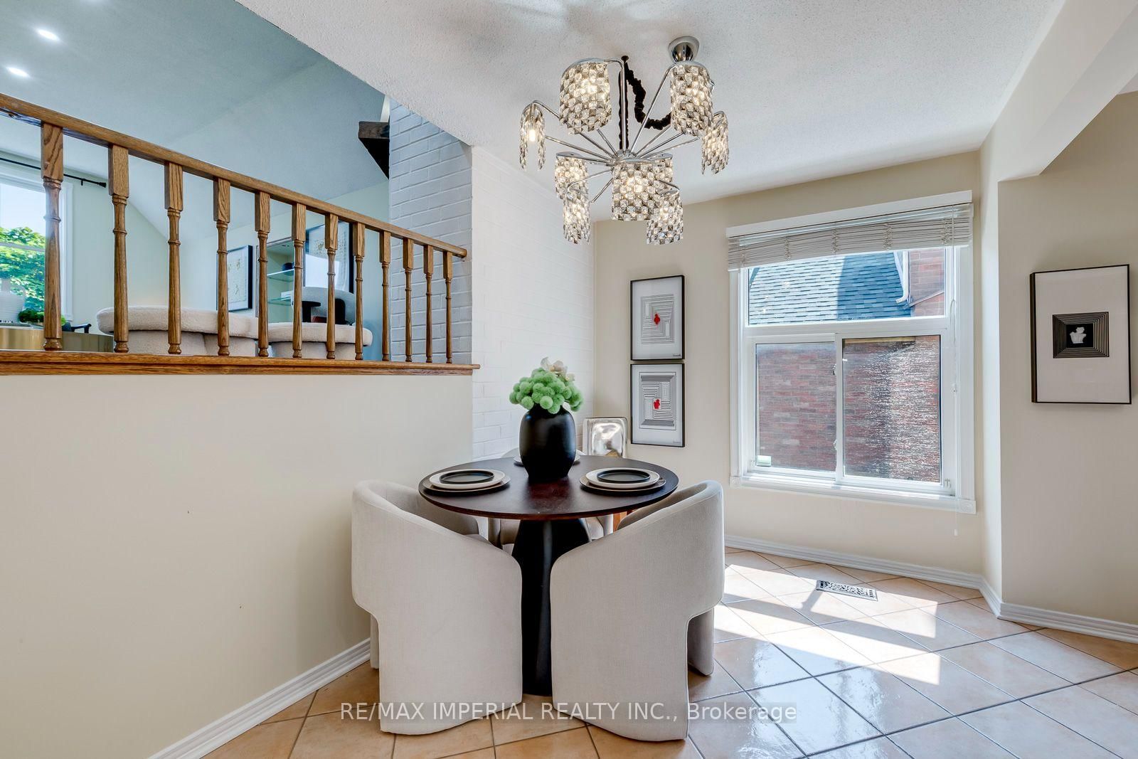 4303 Mayflower Drive • Mississauga, ON photo 18