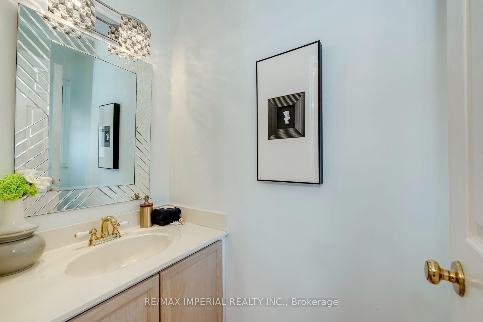 4303 Mayflower Drive • Mississauga, ON photo 19