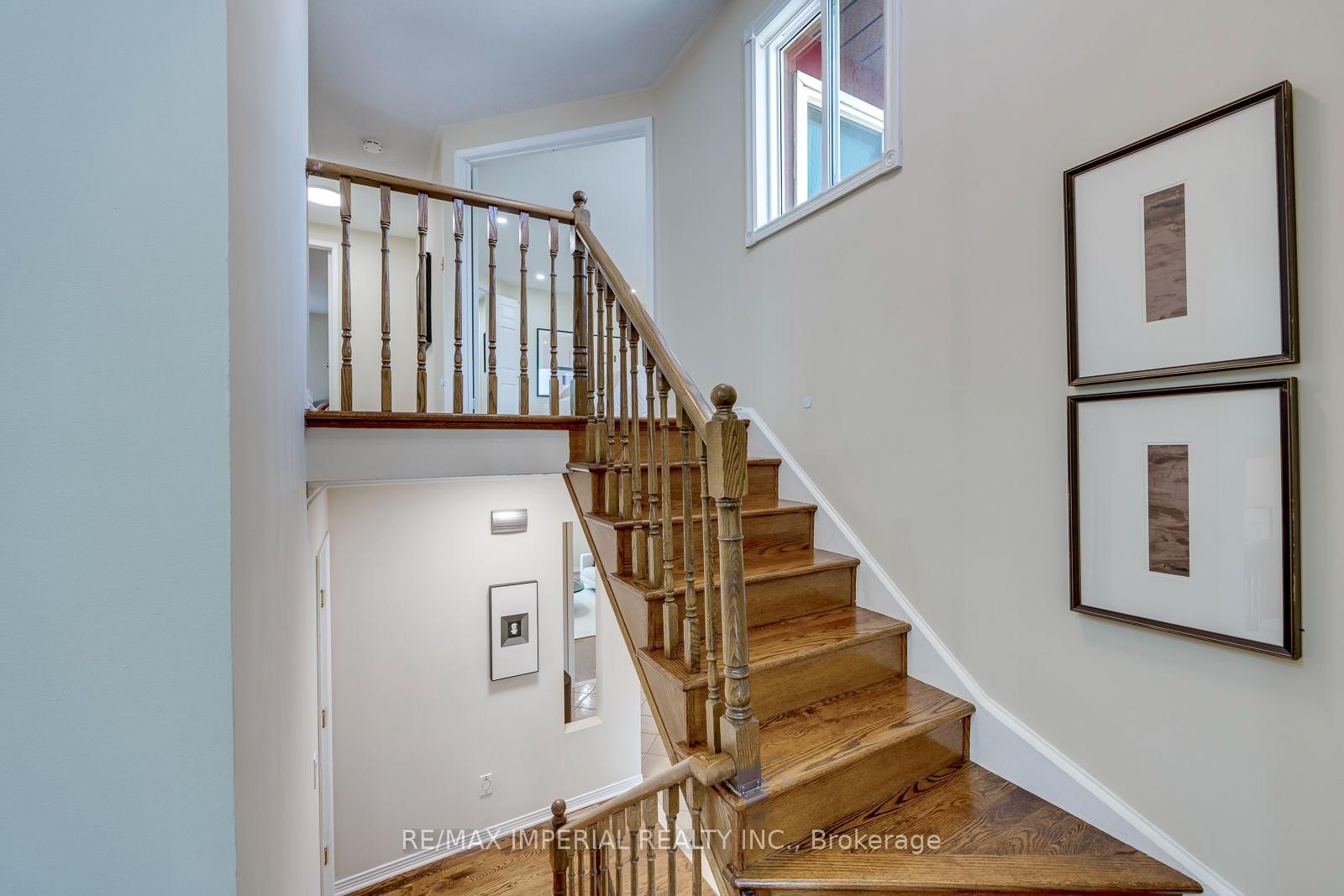 4303 Mayflower Drive • Mississauga, ON photo 25