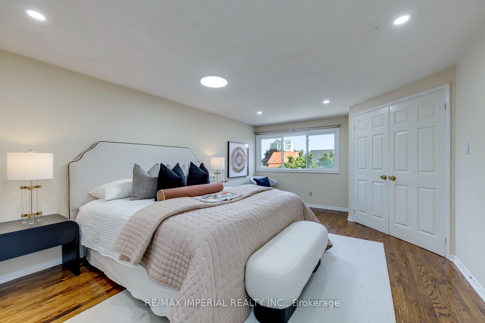 4303 Mayflower Drive • Mississauga, ON photo 29