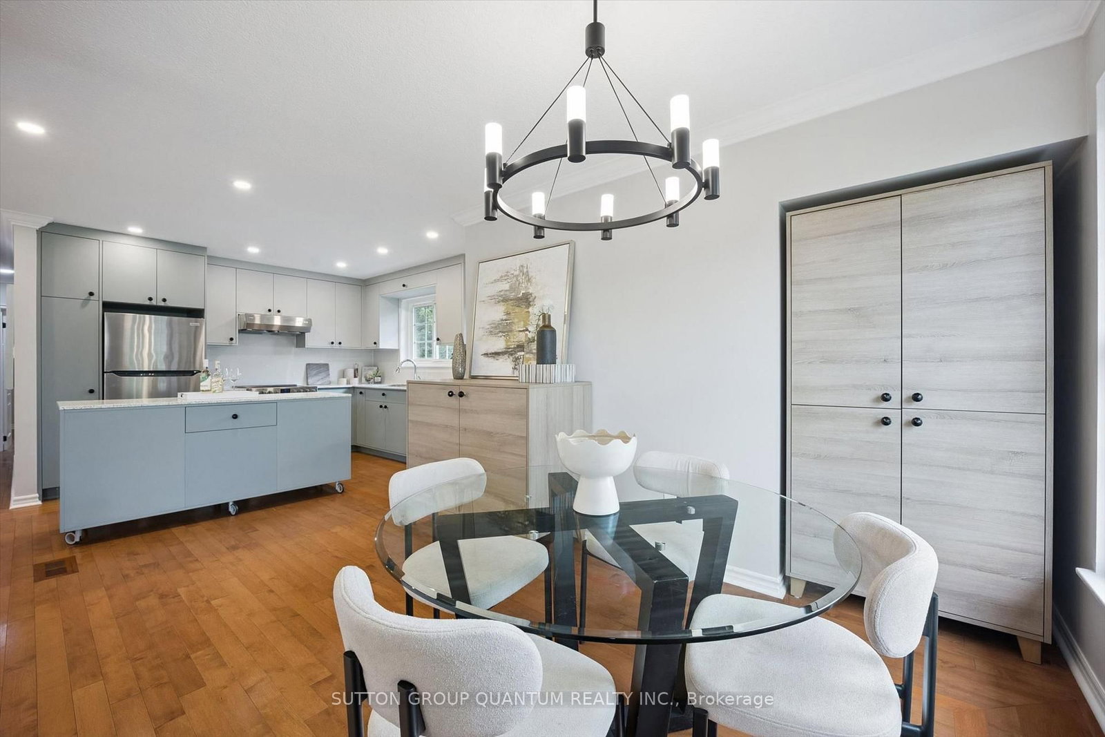 1027 Argus Drive • Mississauga, ON photo 12