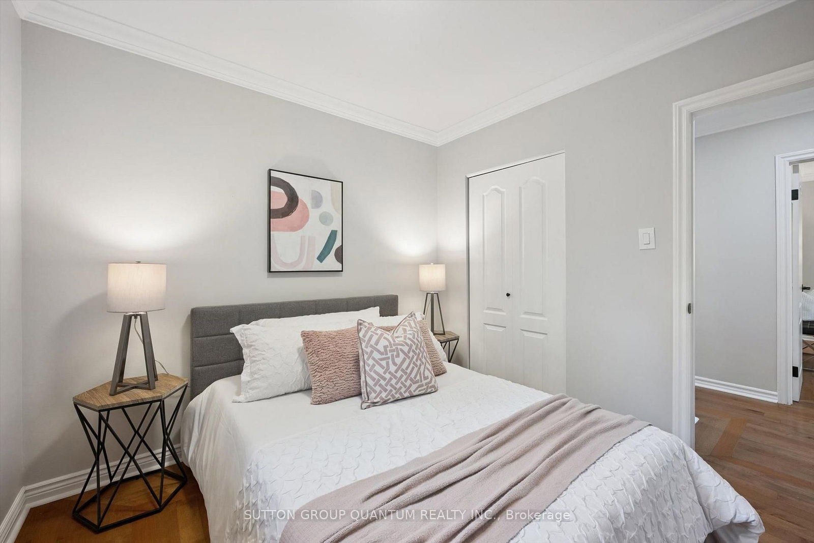1027 Argus Drive • Mississauga, ON photo 24