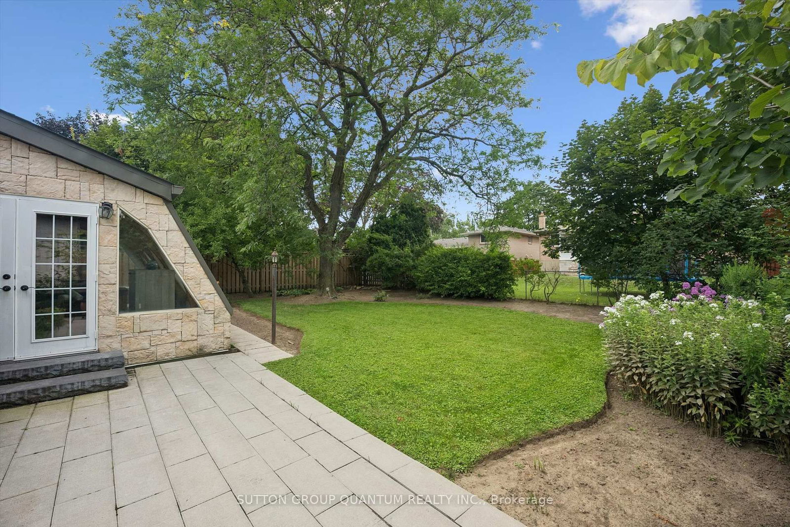 1027 Argus Drive • Mississauga, ON photo 38