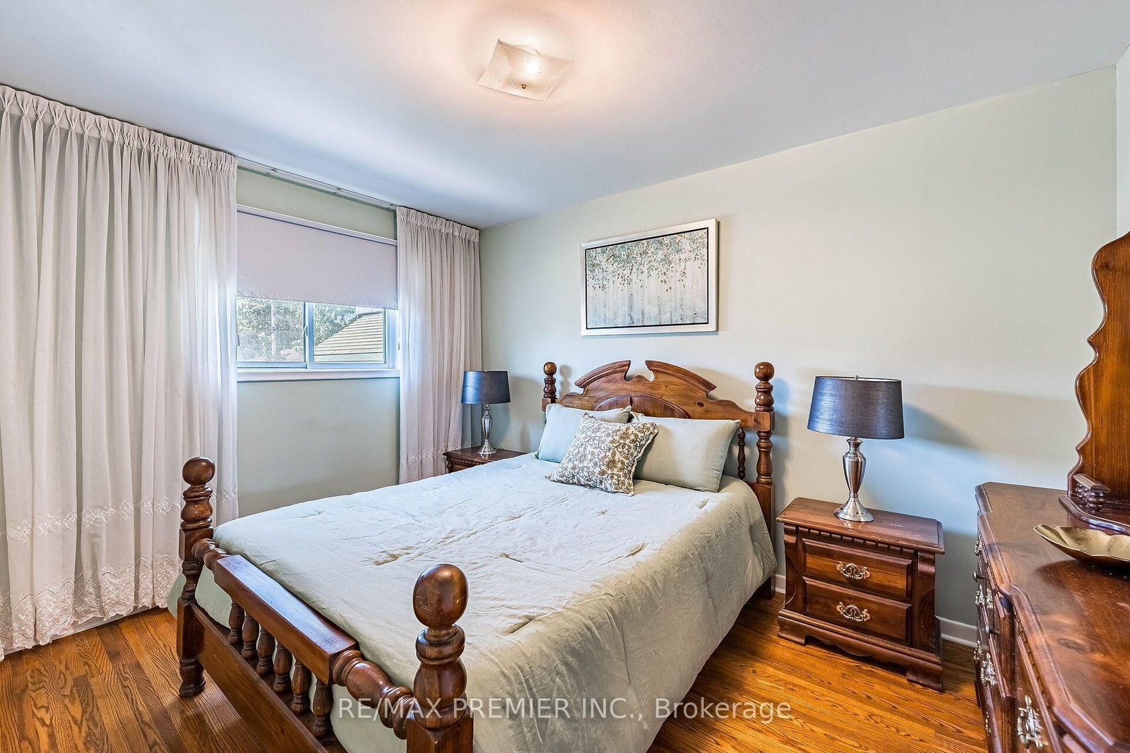 5 Valois Court • Toronto, ON photo 10
