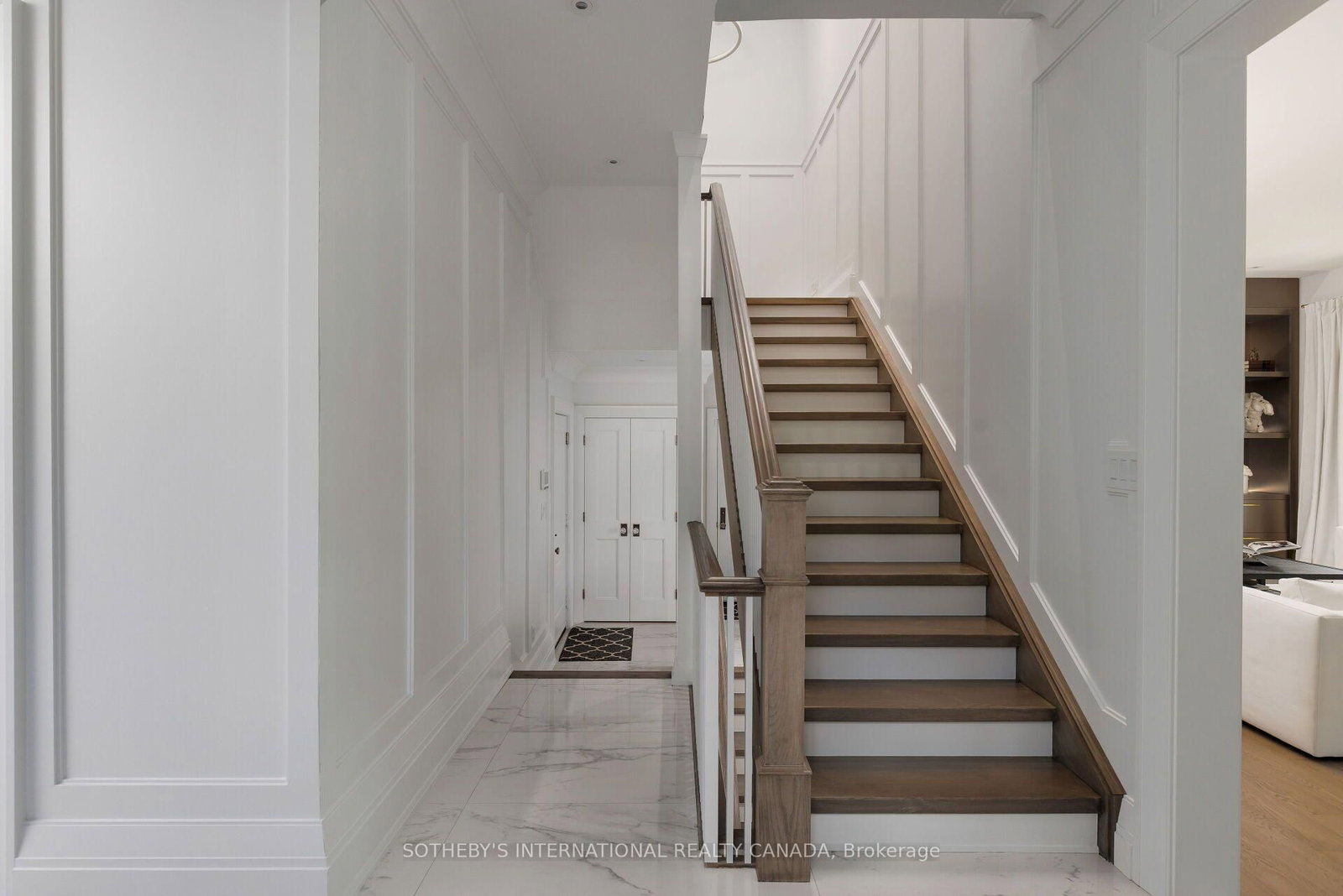 2B Fairway Road • Toronto, ON photo 18