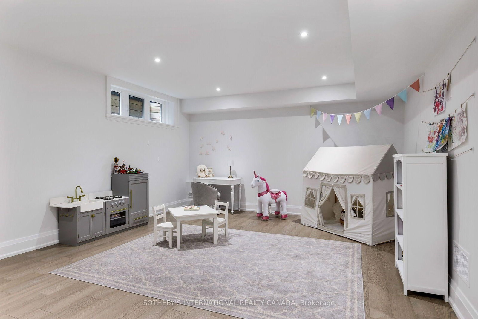 2B Fairway Road • Toronto, ON photo 40