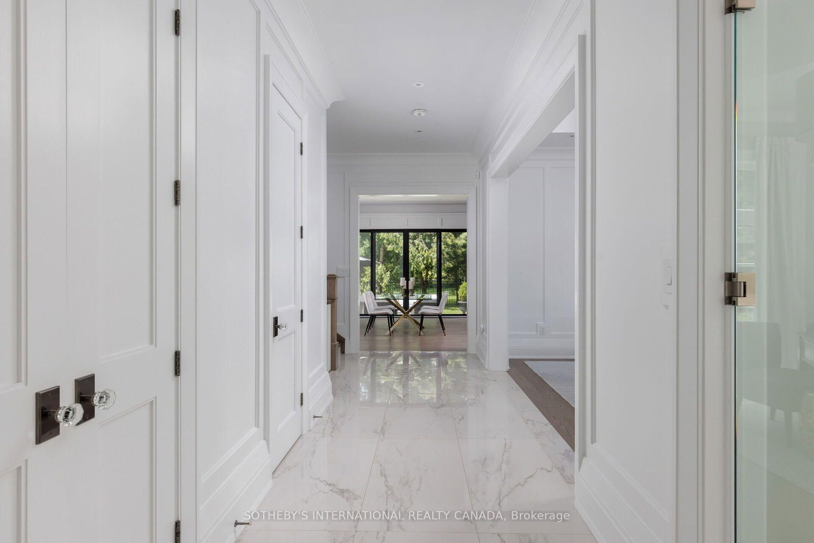 2B Fairway Road • Toronto, ON photo 5