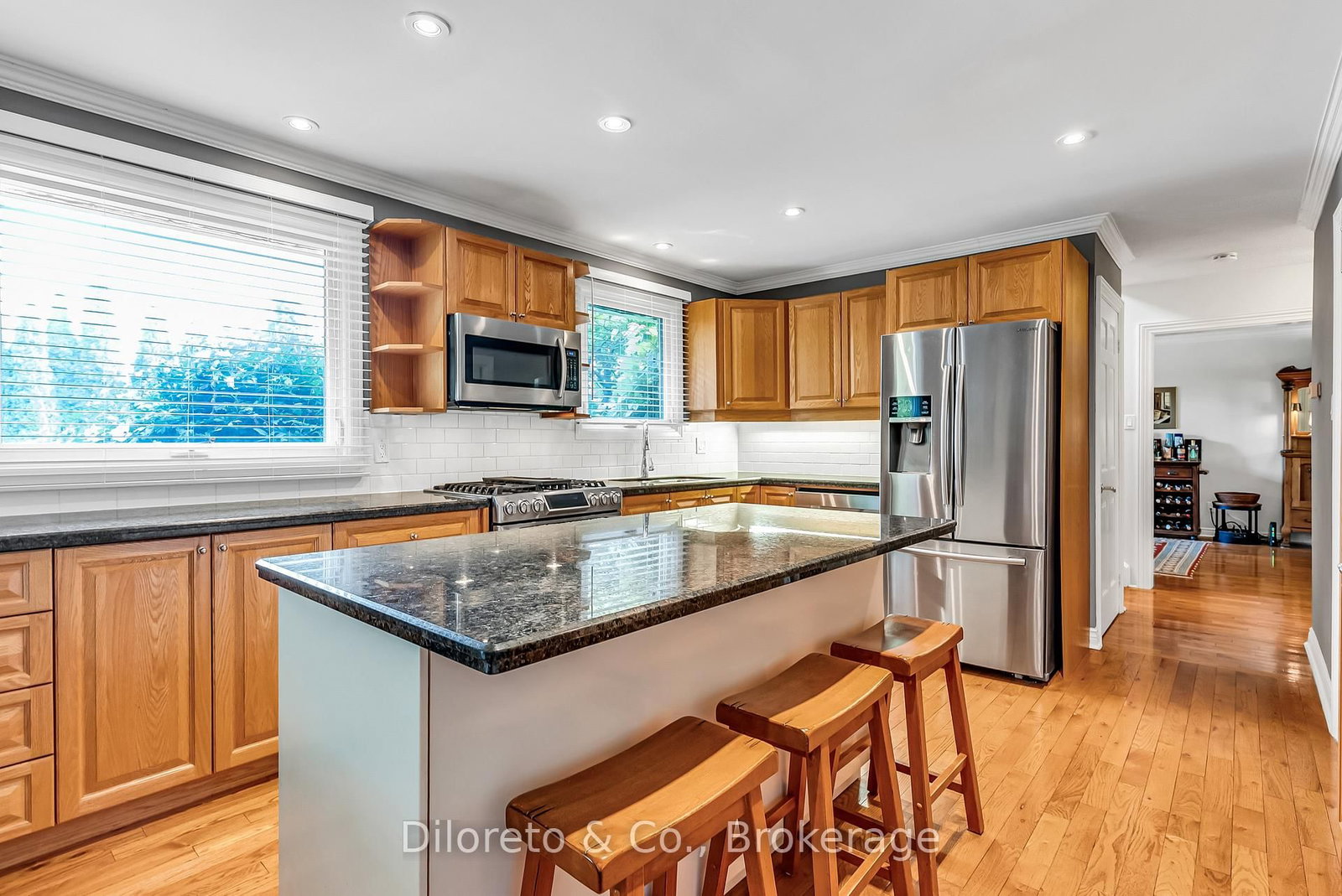 1216 Tyandaga Park Drive • Burlington, ON photo 14