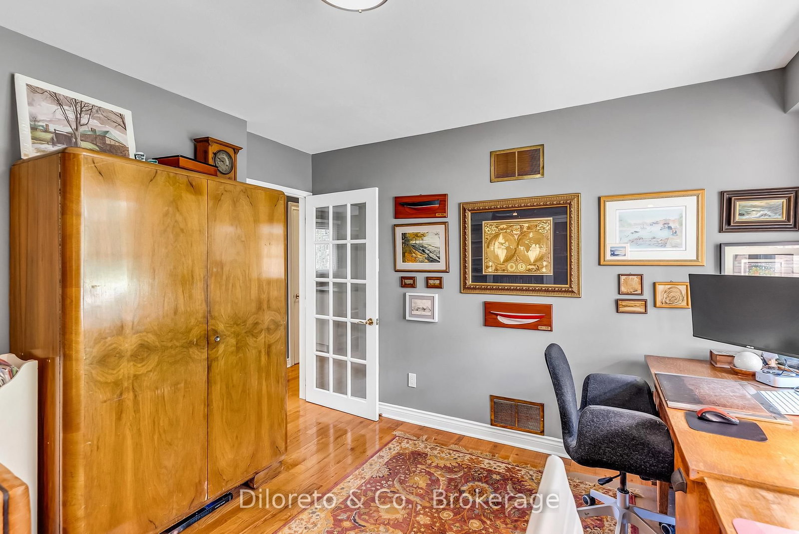 1216 Tyandaga Park Drive • Burlington, ON photo 20
