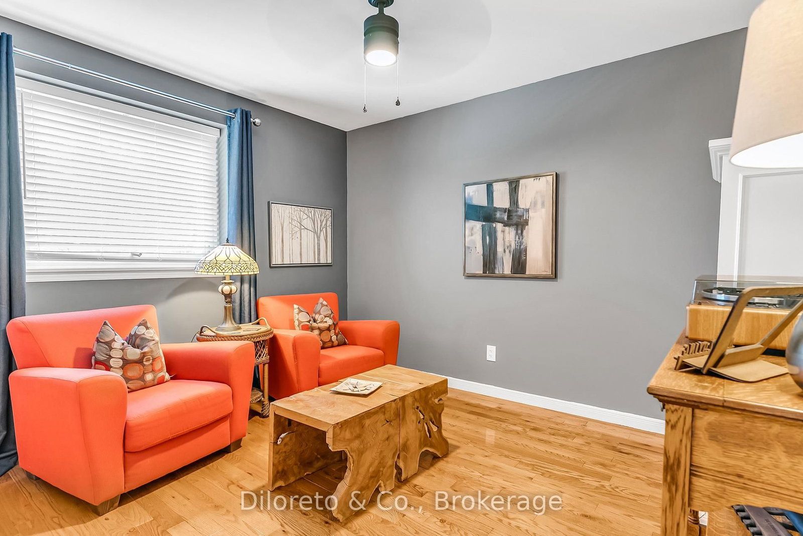 1216 Tyandaga Park Drive • Burlington, ON photo 23