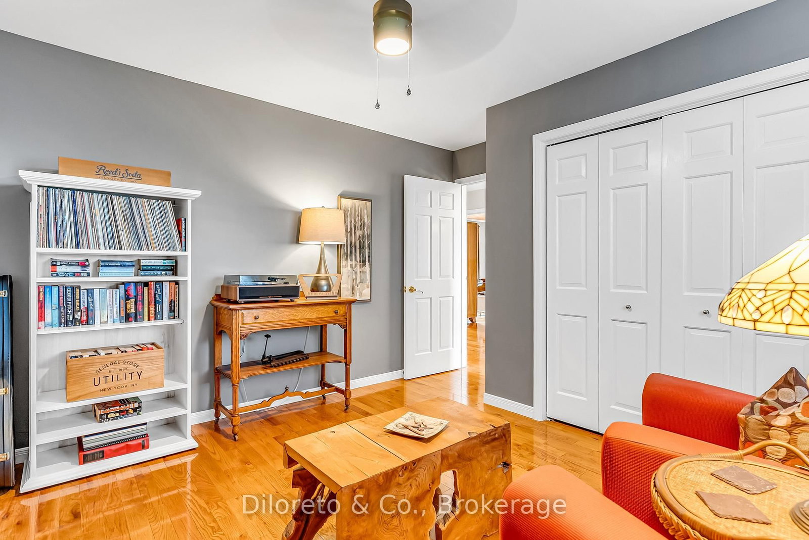 1216 Tyandaga Park Drive • Burlington, ON photo 24
