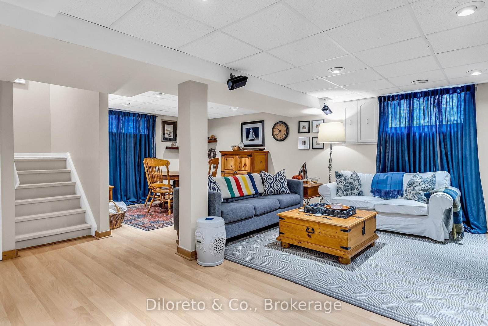 1216 Tyandaga Park Drive • Burlington, ON photo 36