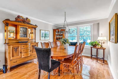 1216 Tyandaga Park Drive • Burlington, ON photo 8