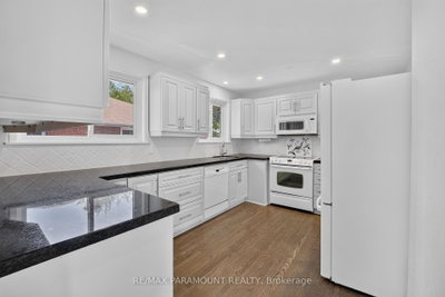 63 Argyle Crescent • Brampton, ON photo 9